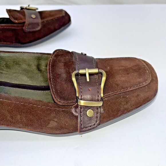 Liz Clairborne Belt Buckle Brown suede shoes 10 M - Picture 6 of 6